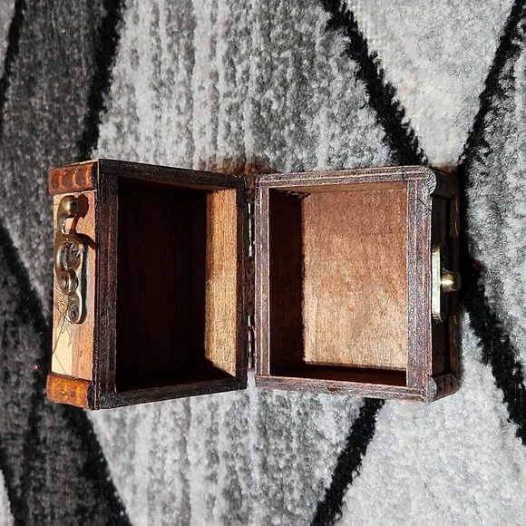 RETRO DISPLAY ORGANIZER STORAGE JEWELRY EAGLE SMALL WOODEN TREASURE BOX - Picture 7 of 12